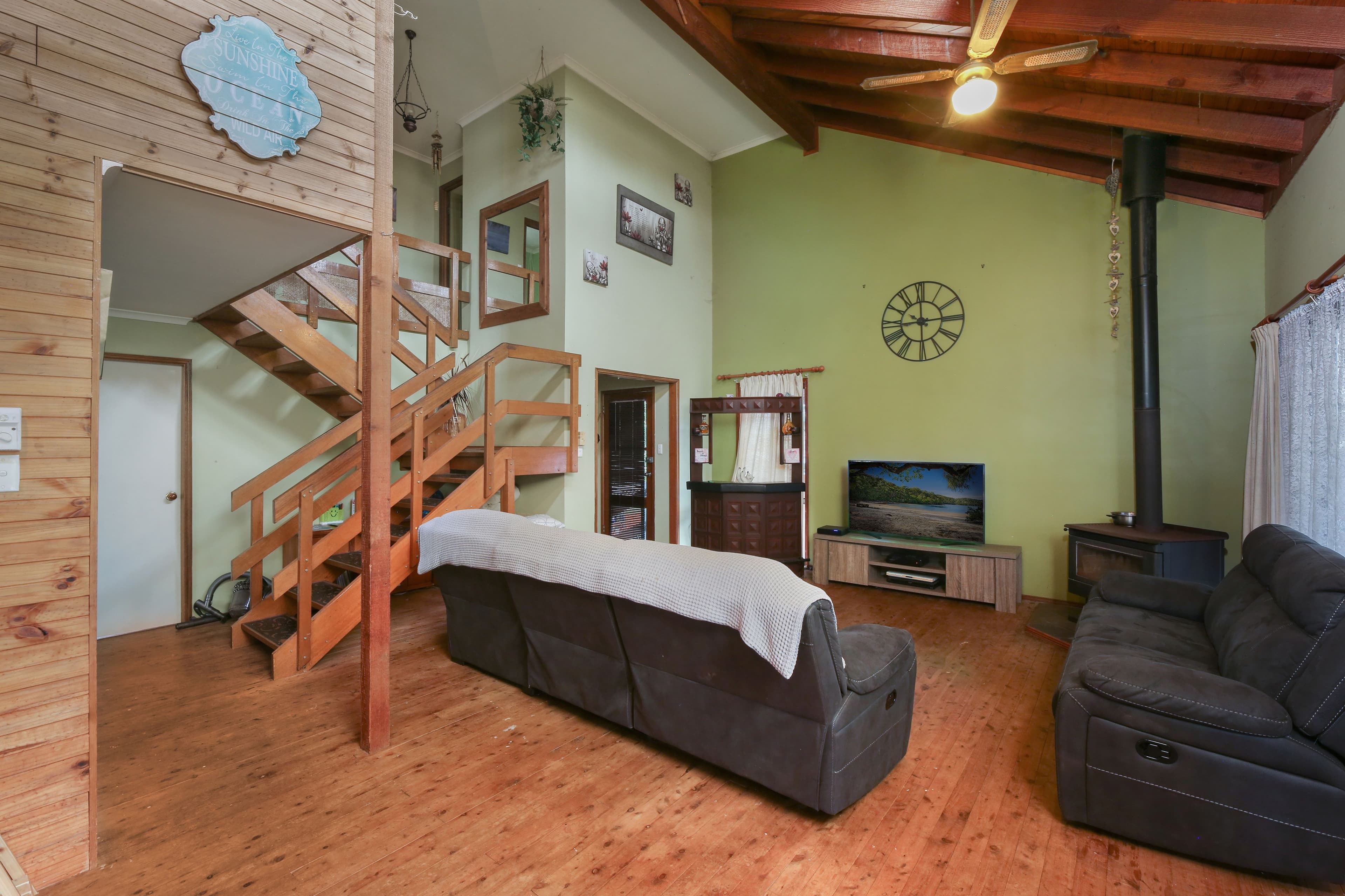 25 Magnolia Avenue, Davistown - Thumbnail 3