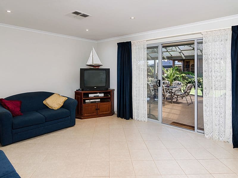 6 Strathoak Crescent, STRATHALBYN SA 5255, Strathalbyn - Thumbnail 5