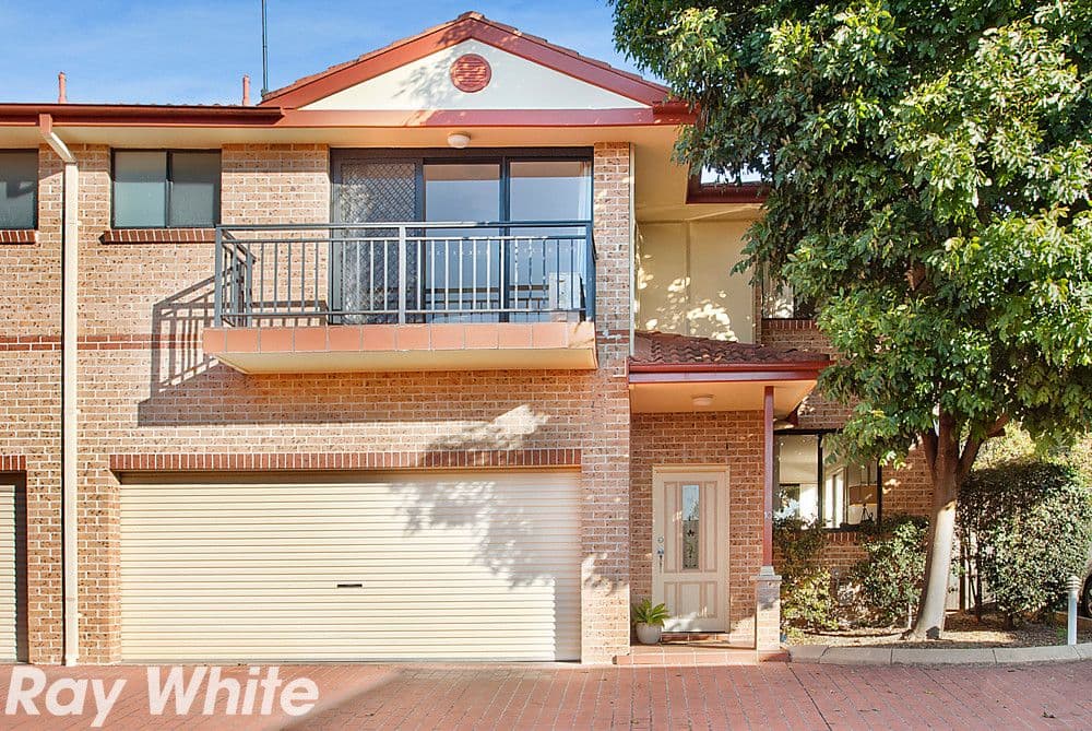 4 Conie Avenue, Baulkham Hills NSW 2153, Baulkham Hills - Thumbnail 2
