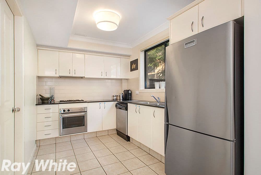 4 Conie Avenue, Baulkham Hills NSW 2153, Baulkham Hills - Thumbnail 4