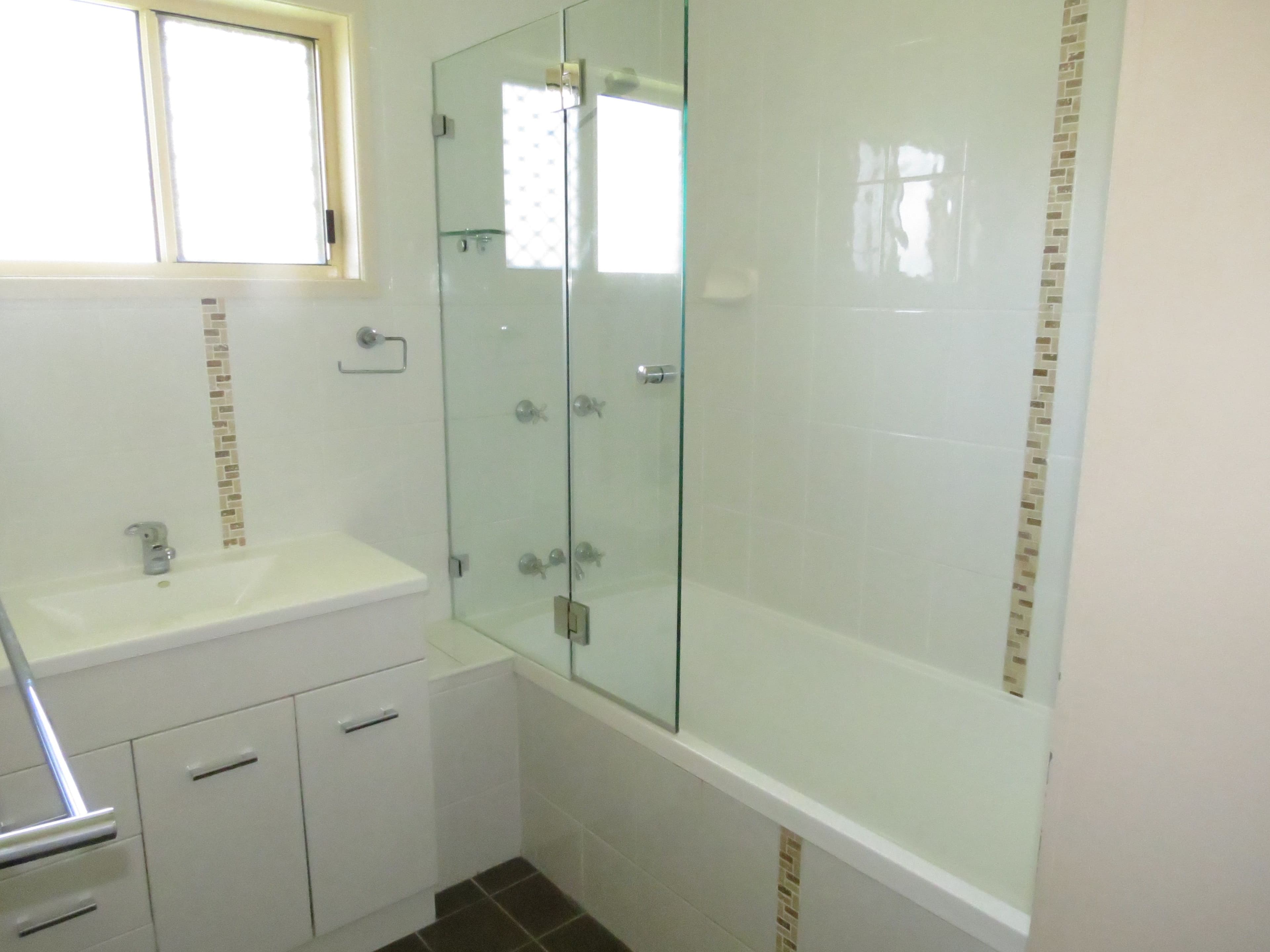 28 Staal Crescent, Emerald QLD 4720, Emerald - Thumbnail 6