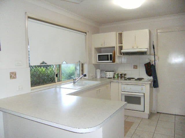 1 Watford Crescent, MOLENDINAR QLD 4214, Molendinar - Thumbnail 6