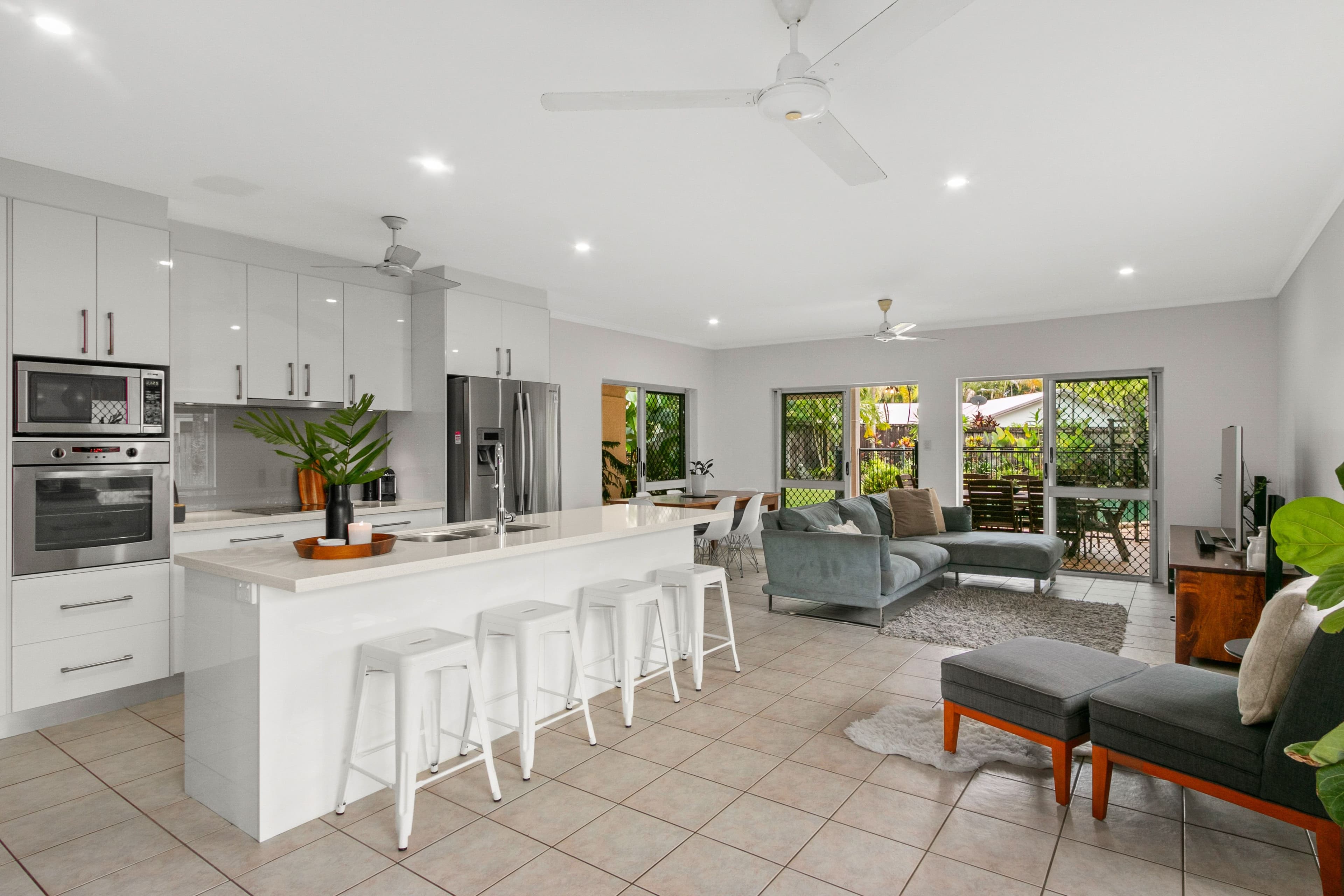 28 Bramble Street, Clifton Beach QLD 4879, Clifton Beach - Thumbnail 2