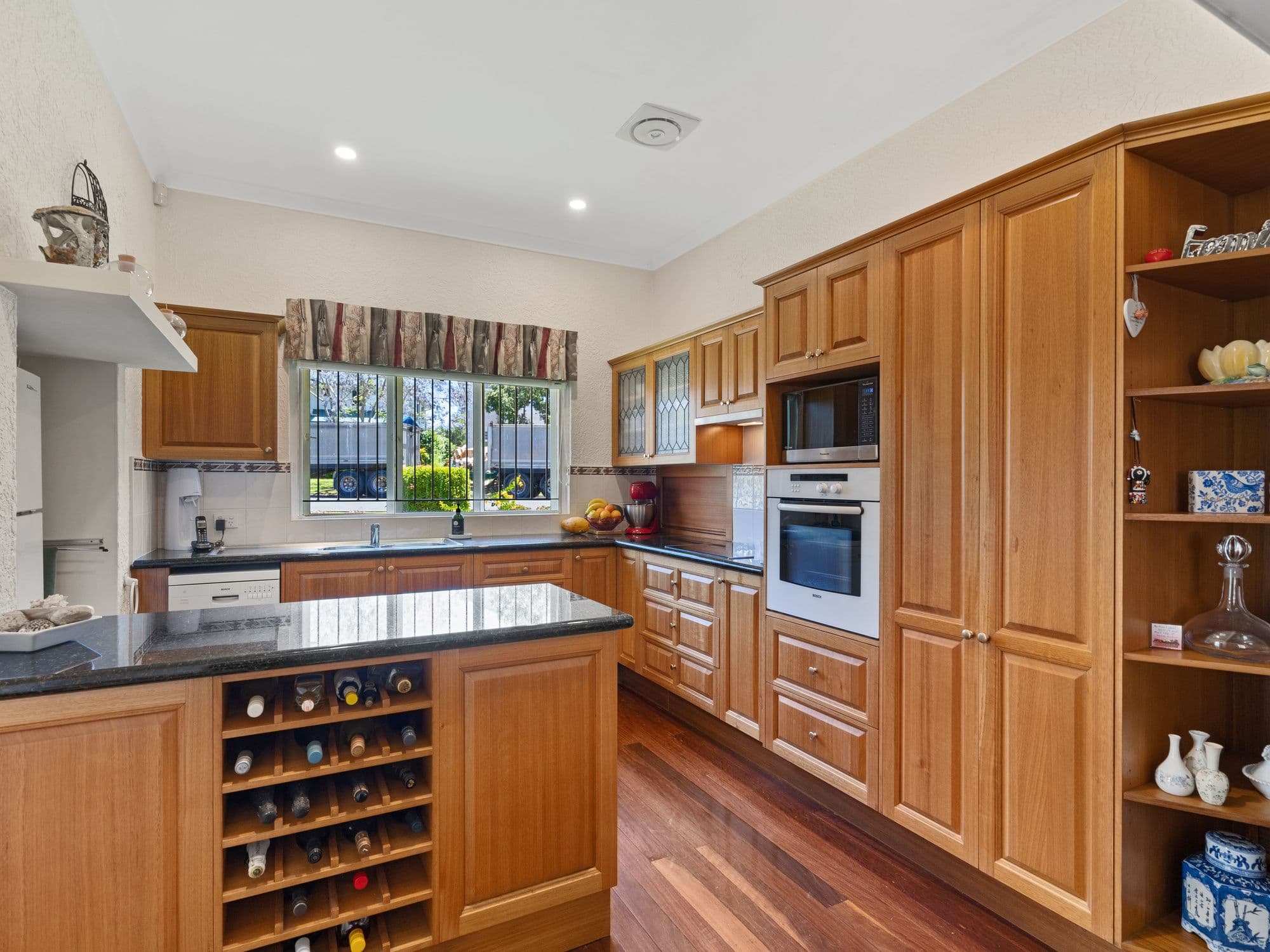 1 Orvieto Road, Yeronga QLD 4104, Yeronga - Thumbnail 2