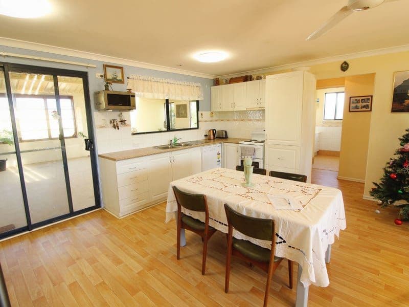 26 Ocean View Drive, Green Head WA 6514, Green Head - Thumbnail 3