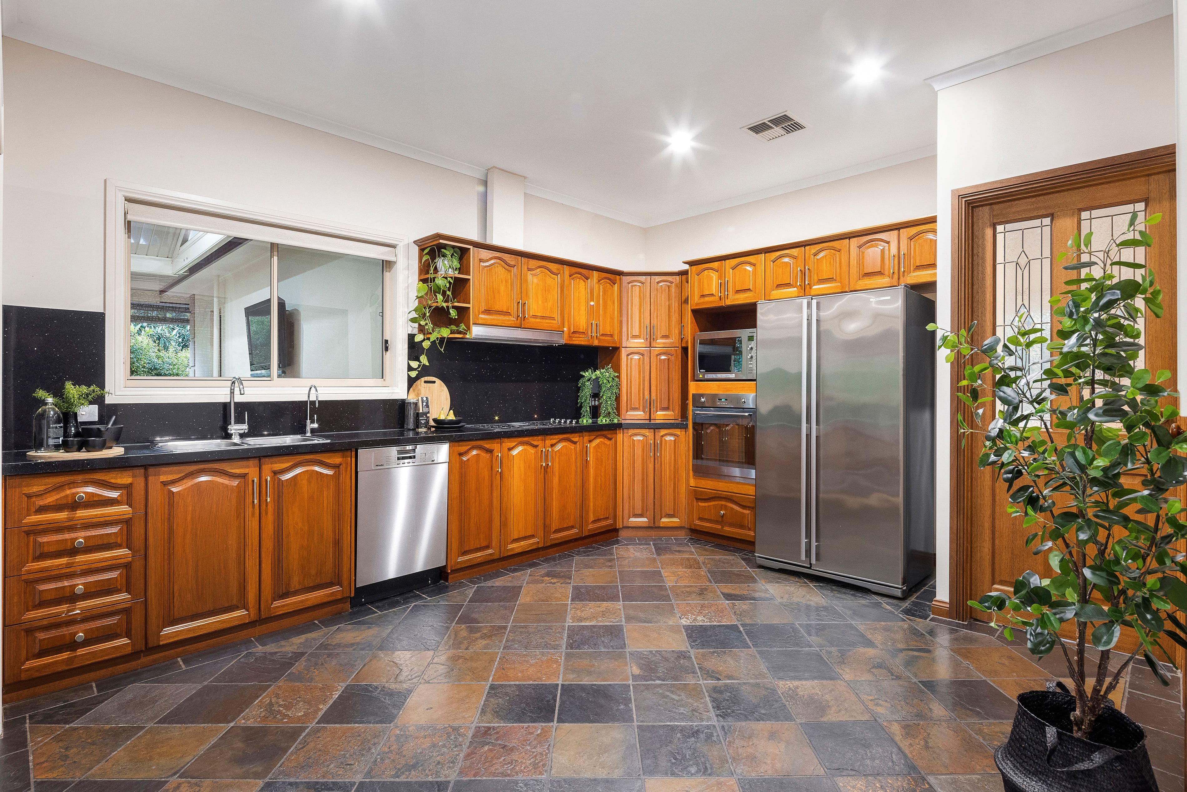 8 Elizabeth Court, Burnside SA 5066, Burnside - Thumbnail 8