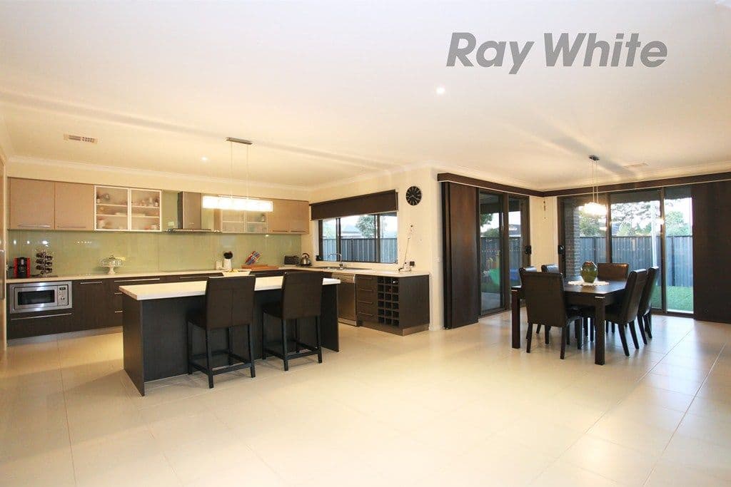 30 Lindsay Gardens, POINT COOK VIC 3030, Point Cook - Thumbnail 7