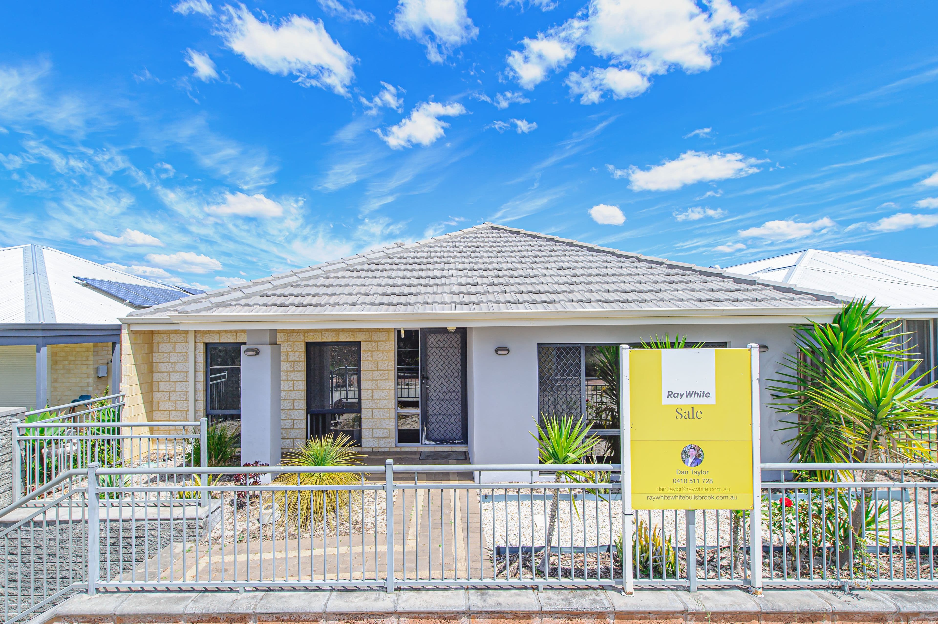 43 Pineroo Terrace, Ellenbrook WA 6069, Ellenbrook - Image 1
