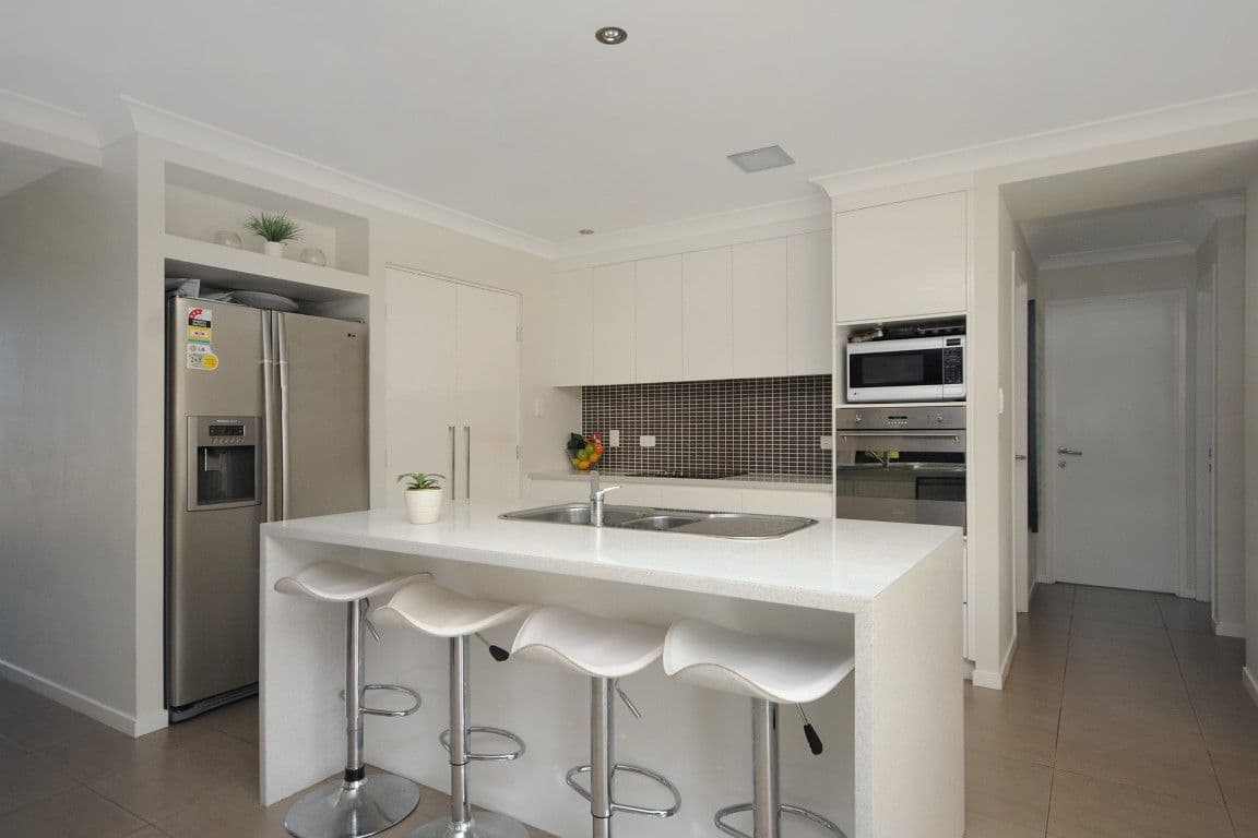 21 Kurrawa Crescent, GLENVALE QLD 4350, Glenvale - Thumbnail 2
