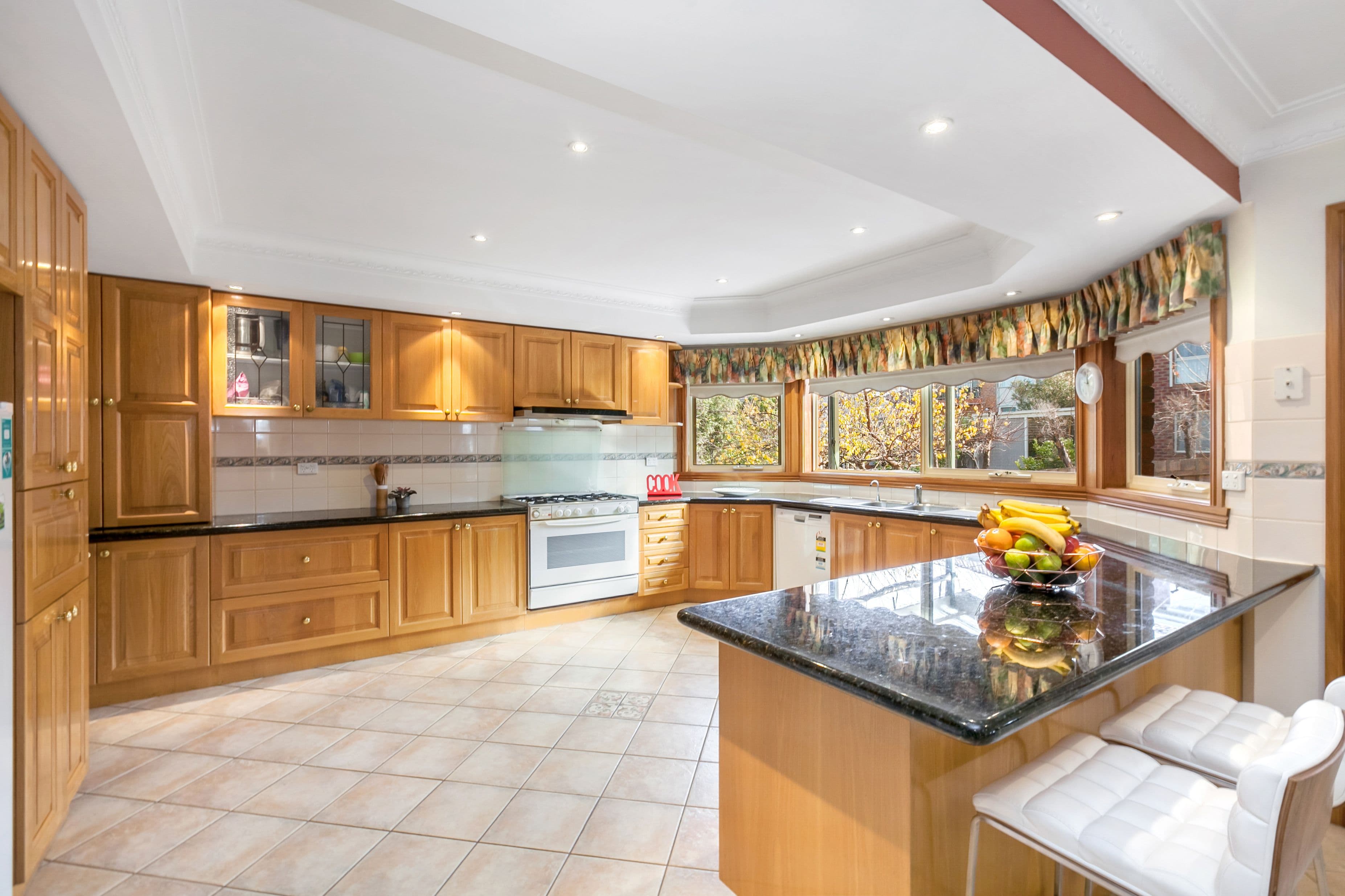 6 Cananga Court, Mill Park VIC 3082, Mill Park - Thumbnail 4