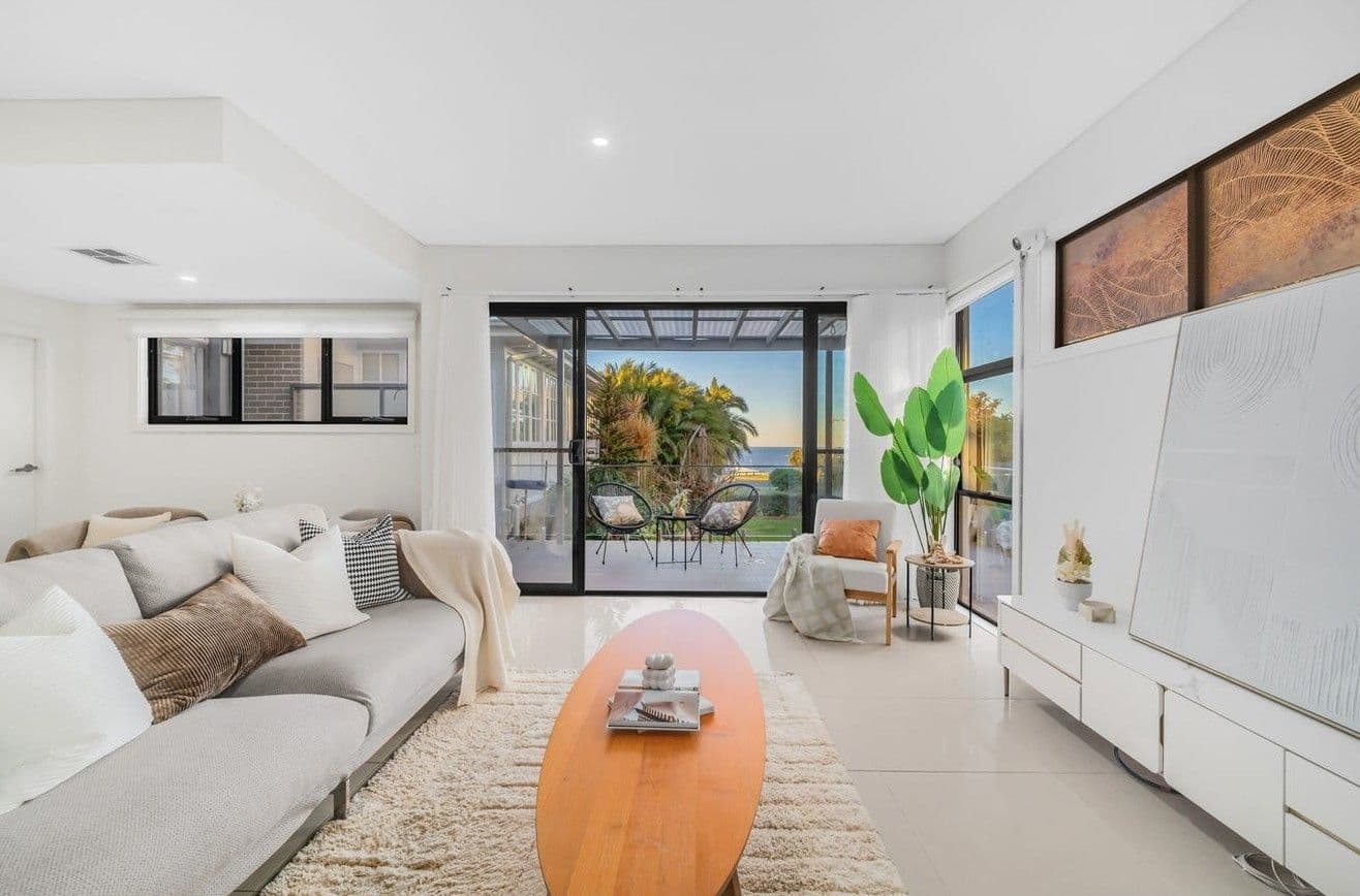 7/19-21 Lister Avenue, Little Bay - Image 1