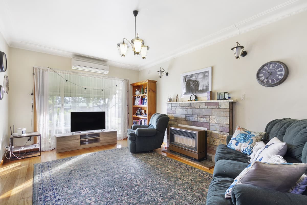 64 Wallace Street, MORWELL VIC 3840, Morwell - Thumbnail 3