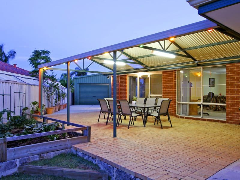 11 Rawlinna Heights, BALLAJURA WA 6066, Ballajura - Image 1