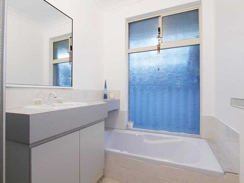11 Rawlinna Heights, BALLAJURA WA 6066, Ballajura - Thumbnail 3