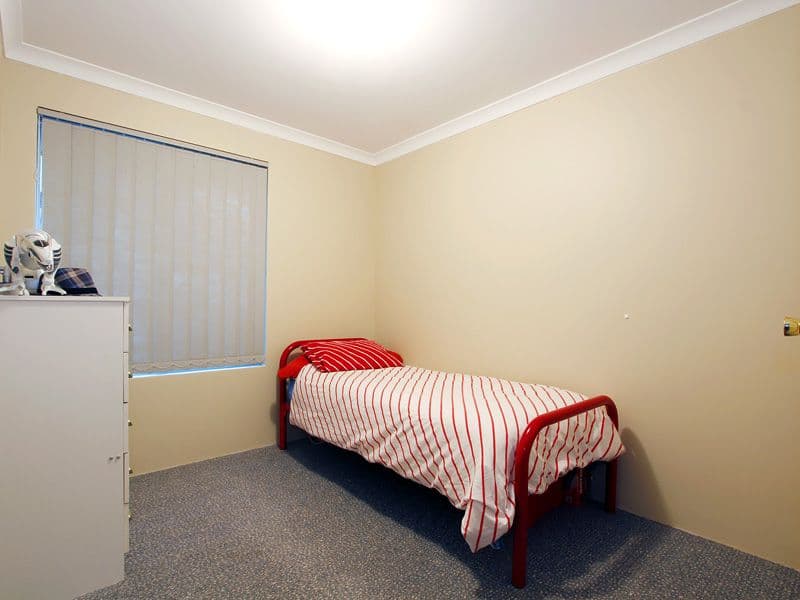 11 Rawlinna Heights, BALLAJURA WA 6066, Ballajura - Thumbnail 4
