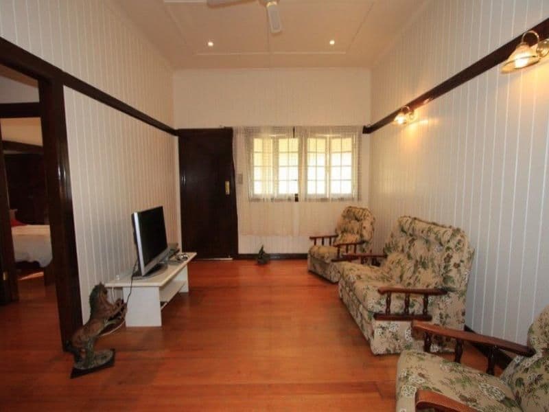1 Lennox Street, THE RANGE QLD 4700, The Range - Thumbnail 6