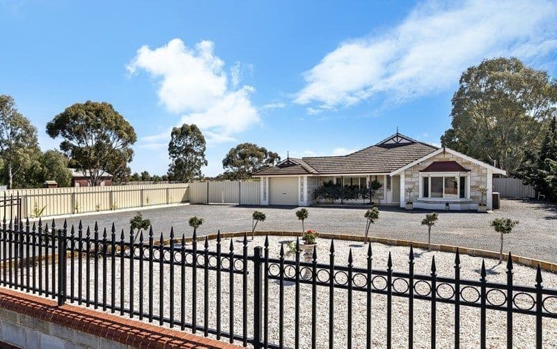 91 Hayman Road, Two Wells SA 5501, Two Wells - Thumbnail 2