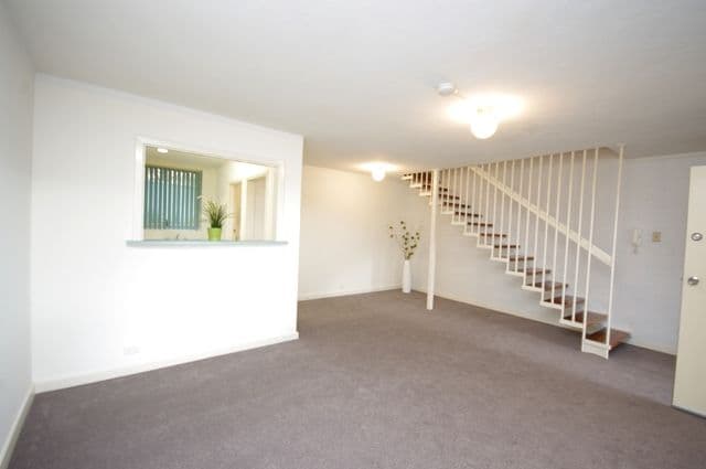 22 Manolas Way, GIRRAWHEEN WA 6064, Girrawheen - Thumbnail 3