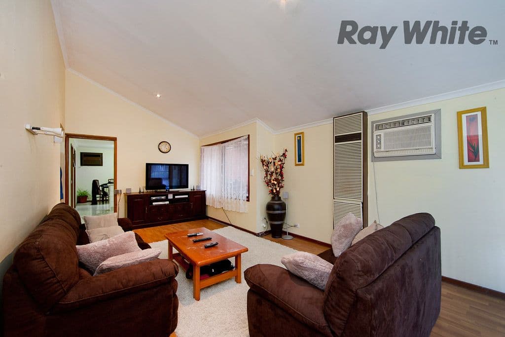 102 Shane Avenue, SEABROOK VIC 3028, Seabrook - Thumbnail 2