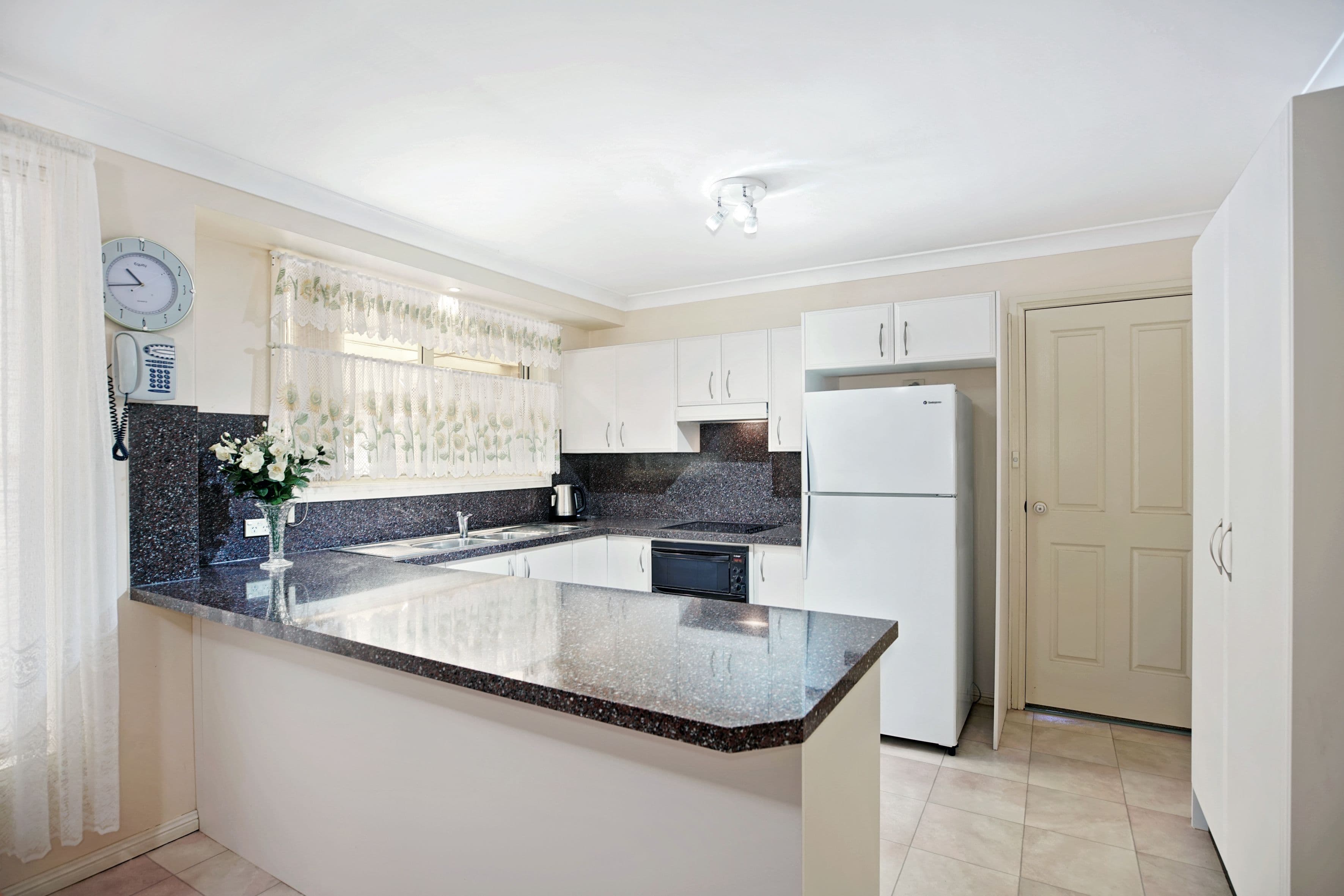7 Bluebell Close, Glenmore Park - Thumbnail 4
