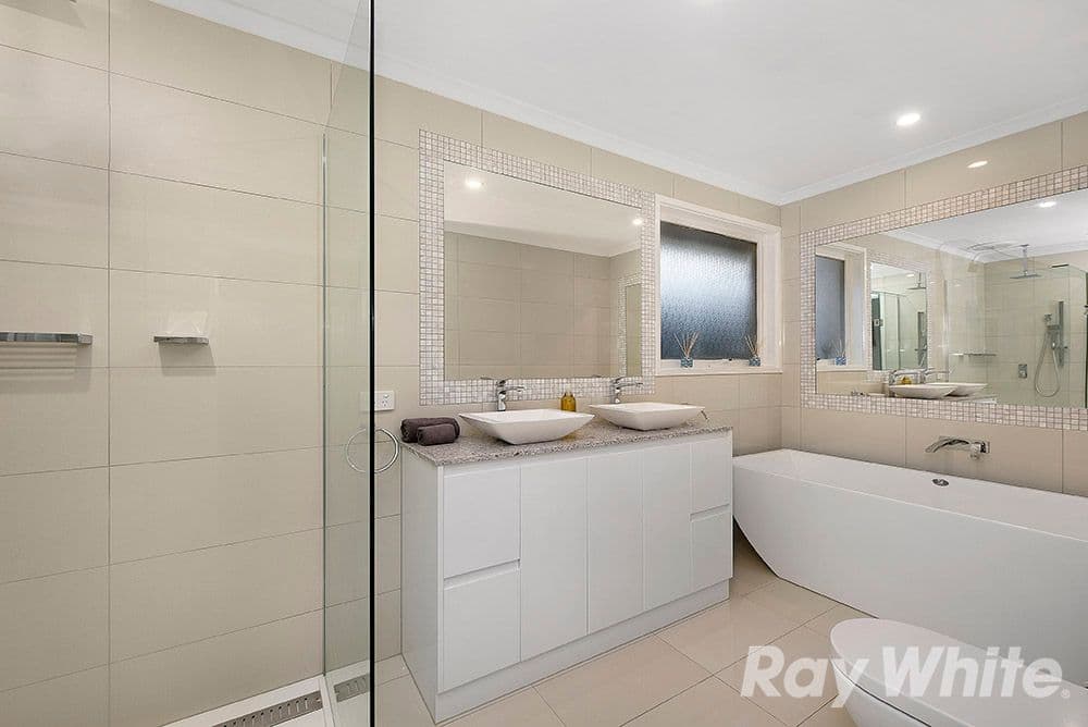 69 Holmbury Boulevard, Mulgrave VIC 3170, Mulgrave - Thumbnail 3