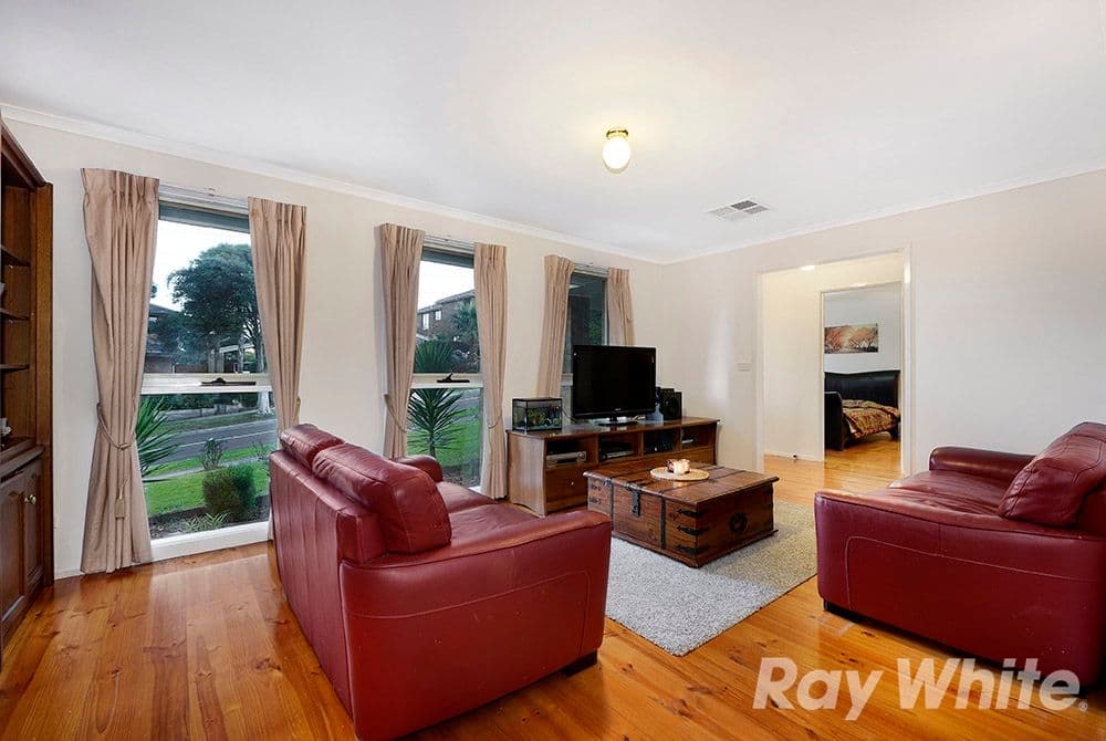 69 Holmbury Boulevard, Mulgrave VIC 3170, Mulgrave - Thumbnail 4
