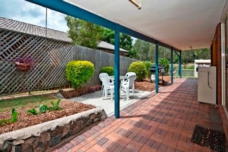 27 Knight Avenue, SILKSTONE QLD 4304, Silkstone - Thumbnail 2