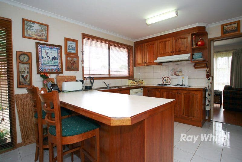 1 Hoop Pine Court, CRANBOURNE VIC 3977, Cranbourne North - Thumbnail 4