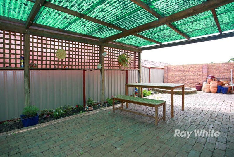 1 Hoop Pine Court, CRANBOURNE VIC 3977, Cranbourne North - Thumbnail 8