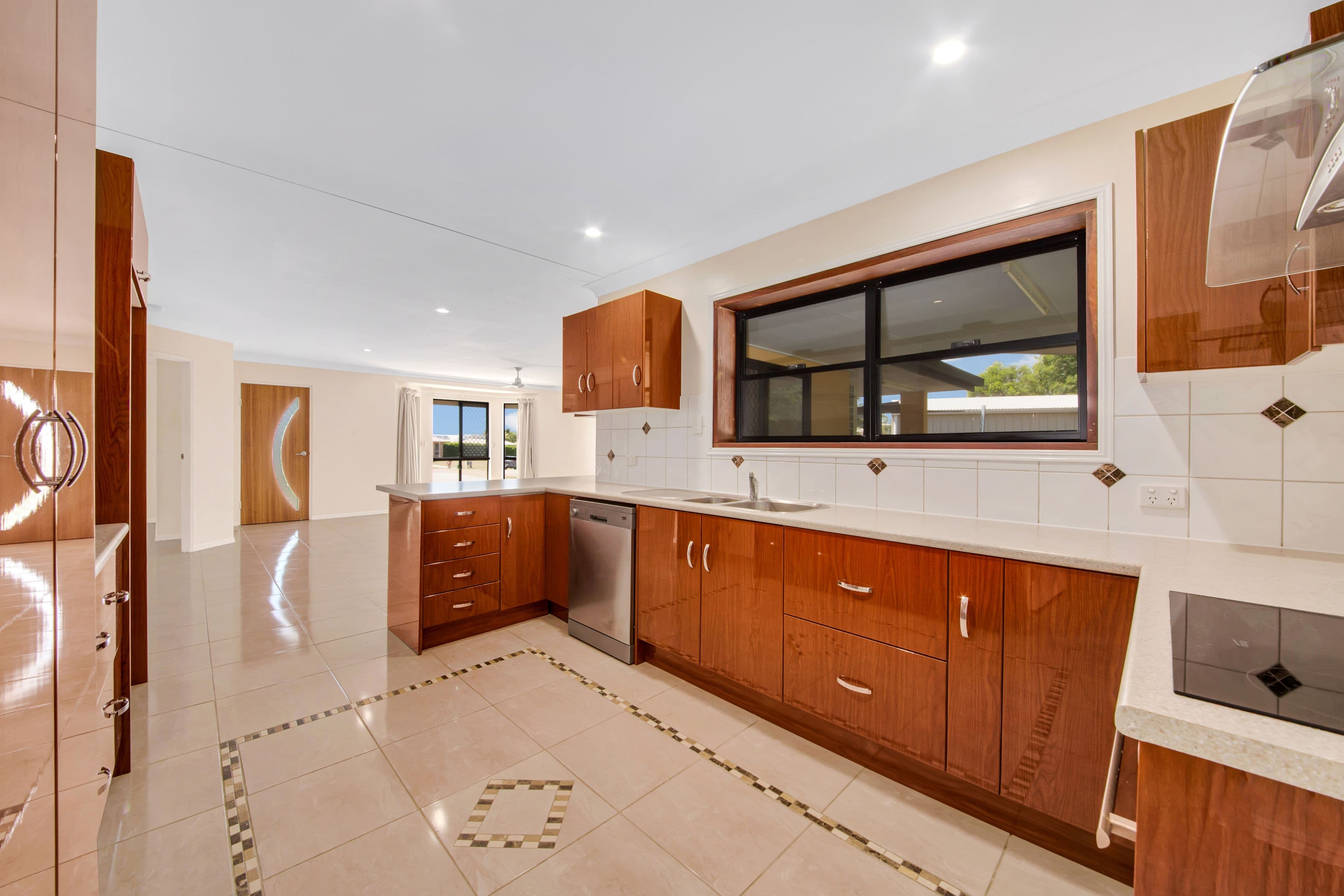 5 Karamea Close, Clinton QLD 4680, Clinton - Thumbnail 7