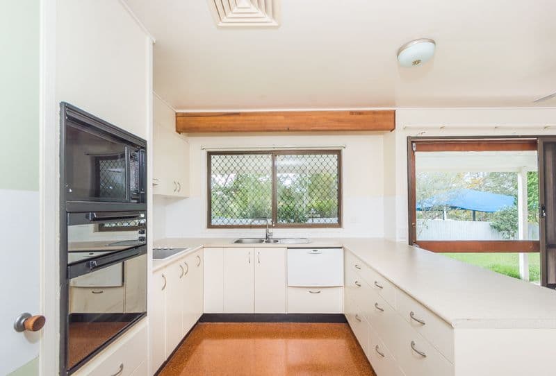 43 Strathspey Street, Kenmore QLD 4069, Kenmore - Thumbnail 3