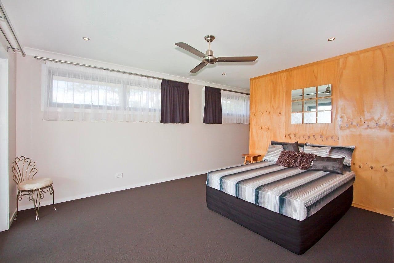 35 Oyster Point Road, BANORA POINT NSW 2486, Banora Point - Thumbnail 5