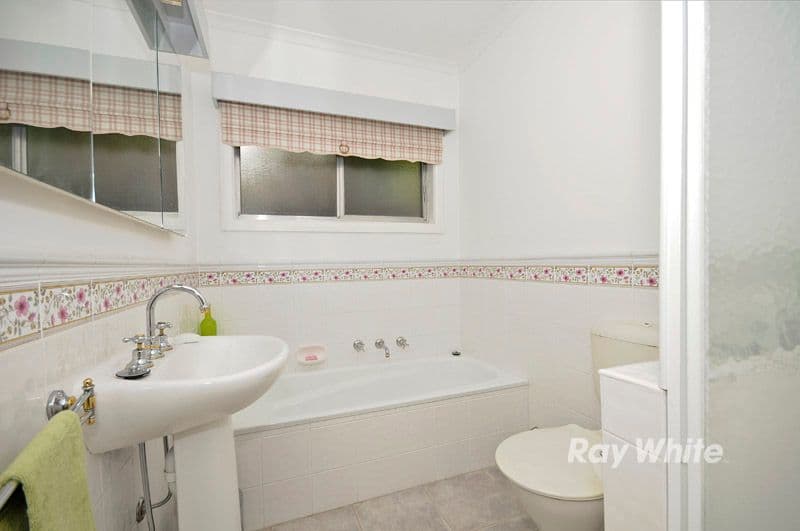 31 Kirrawee Avenue, WANTIRNA SOUTH VIC 3152, Wantirna South - Thumbnail 7