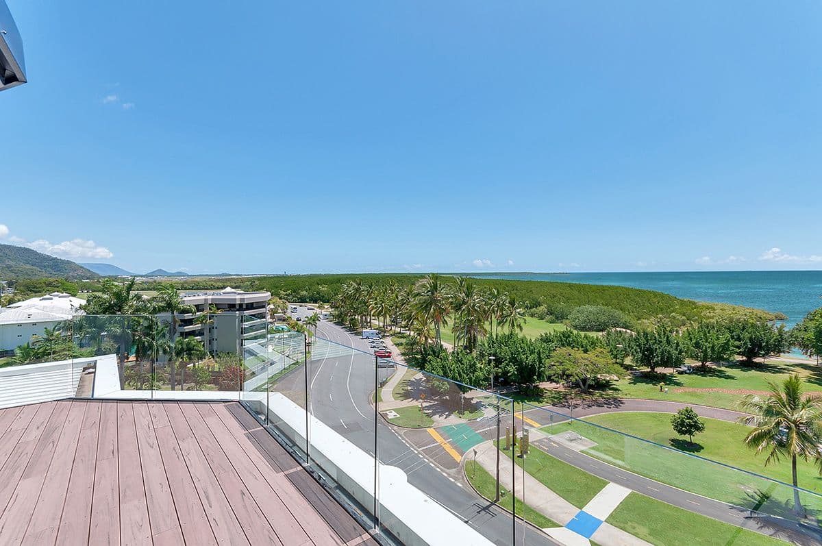 279 Esplanade, Cairns North QLD 4870, Cairns North - Thumbnail 2