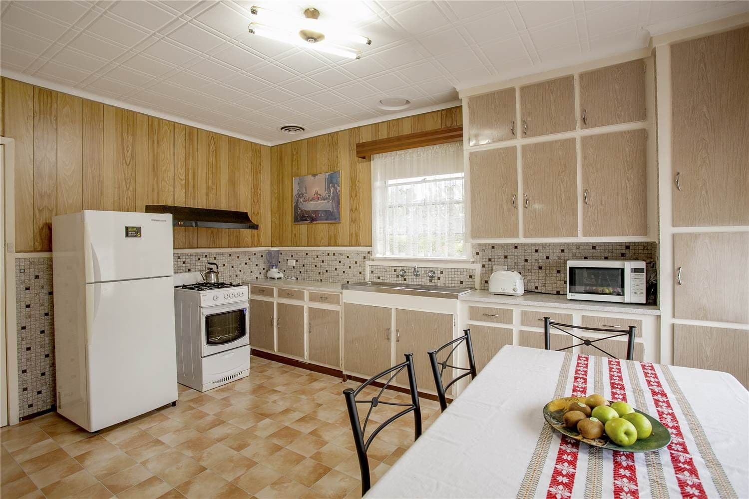 127 Purnell Road, CORIO VIC 3214, Corio - Thumbnail 3