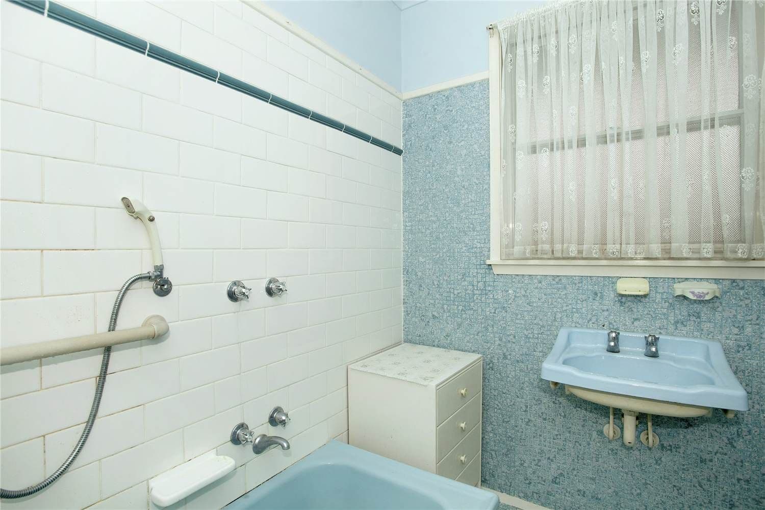 127 Purnell Road, CORIO VIC 3214, Corio - Thumbnail 4