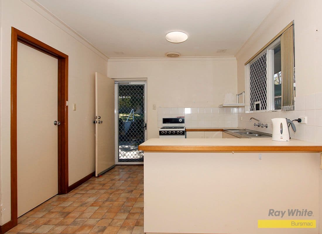 31 Brabant Way, HAMERSLEY WA 6022, Hamersley - Thumbnail 4