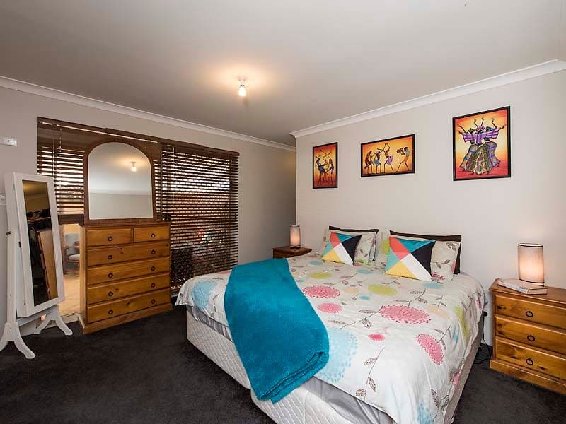 7 Castlerock Avenue, Waikiki WA 6169, Waikiki - Thumbnail 2