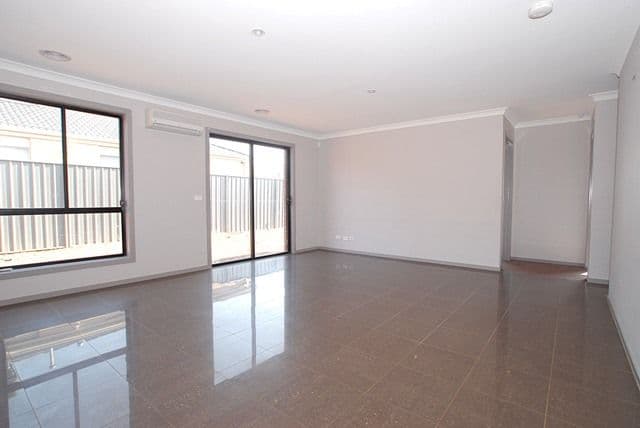 3 Bellfield Court, WYNDHAM VALE VIC 3024, Wyndham Vale - Thumbnail 5