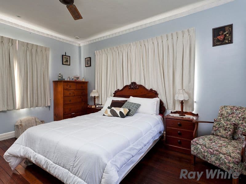 54 Julia Street, WAVELL HEIGHTS QLD 4012, Wavell Heights - Thumbnail 7