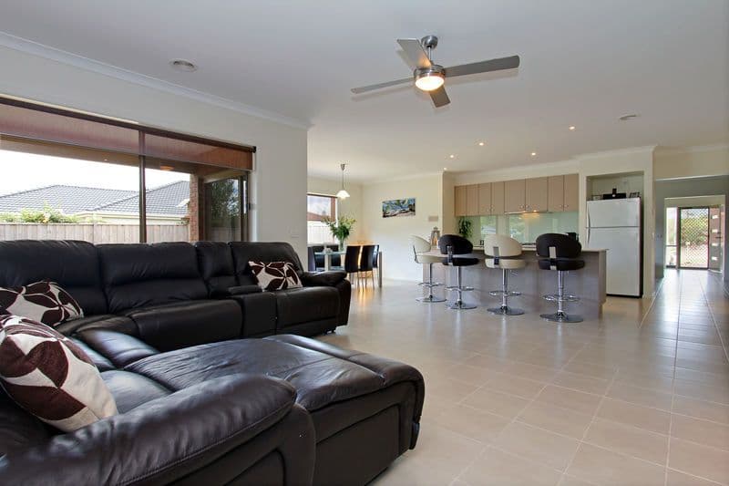 15 Parkedge Circuit, ROSEBUD VIC 3939, Rosebud - Thumbnail 8