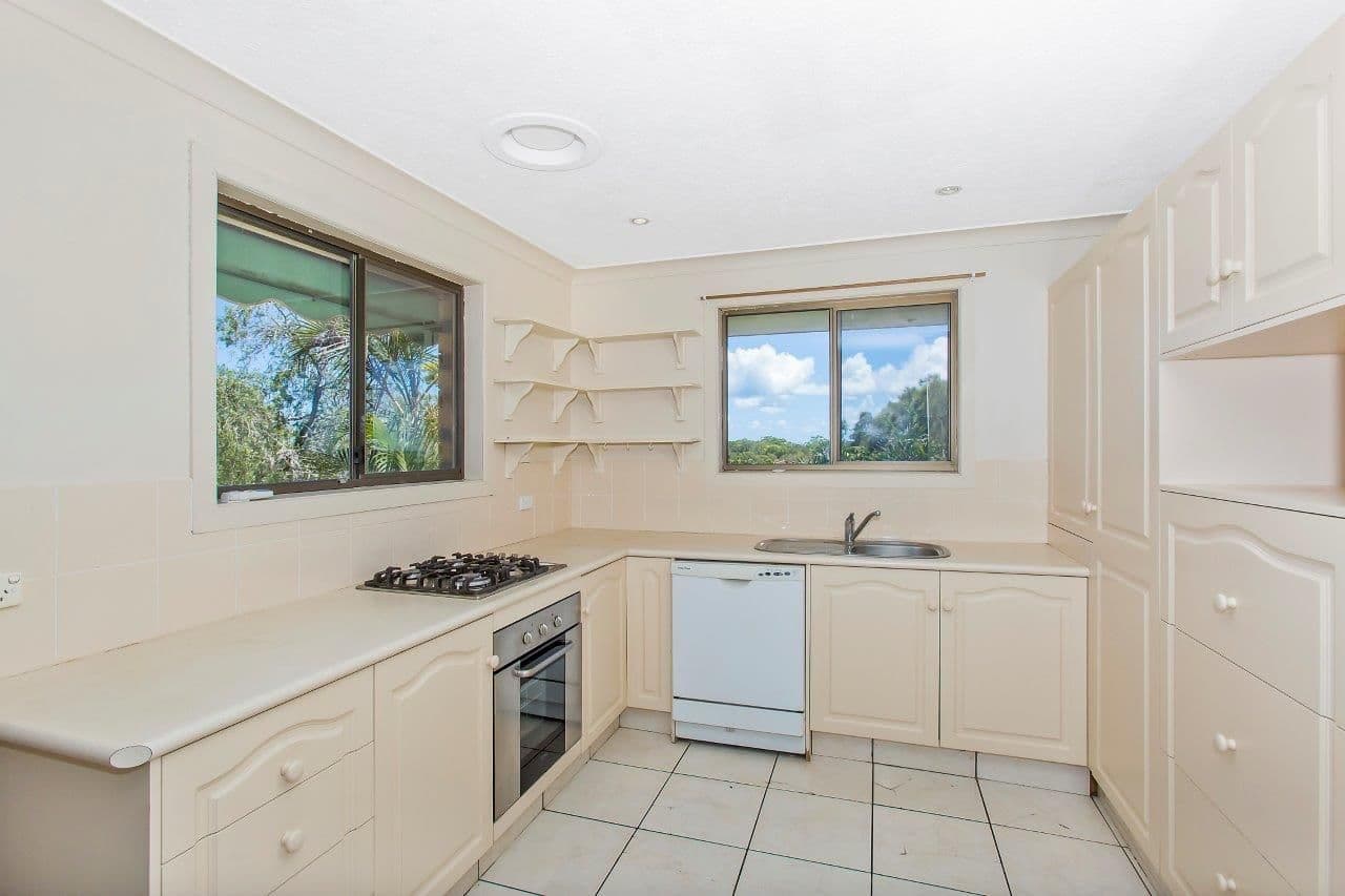 11 Boyle Avenue, BANORA POINT NSW 2486, Banora Point - Thumbnail 6