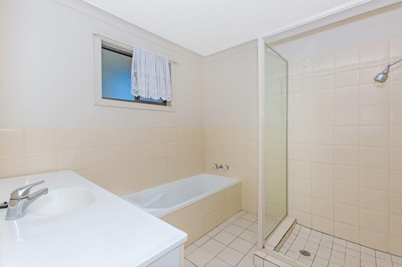 11 Boyle Avenue, BANORA POINT NSW 2486, Banora Point - Thumbnail 8