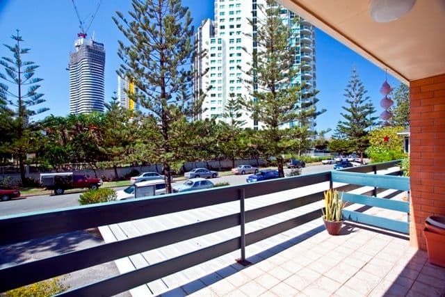 5 'Casino Waves', 8 George, BROADBEACH QLD 4218, Broadbeach - Thumbnail 2