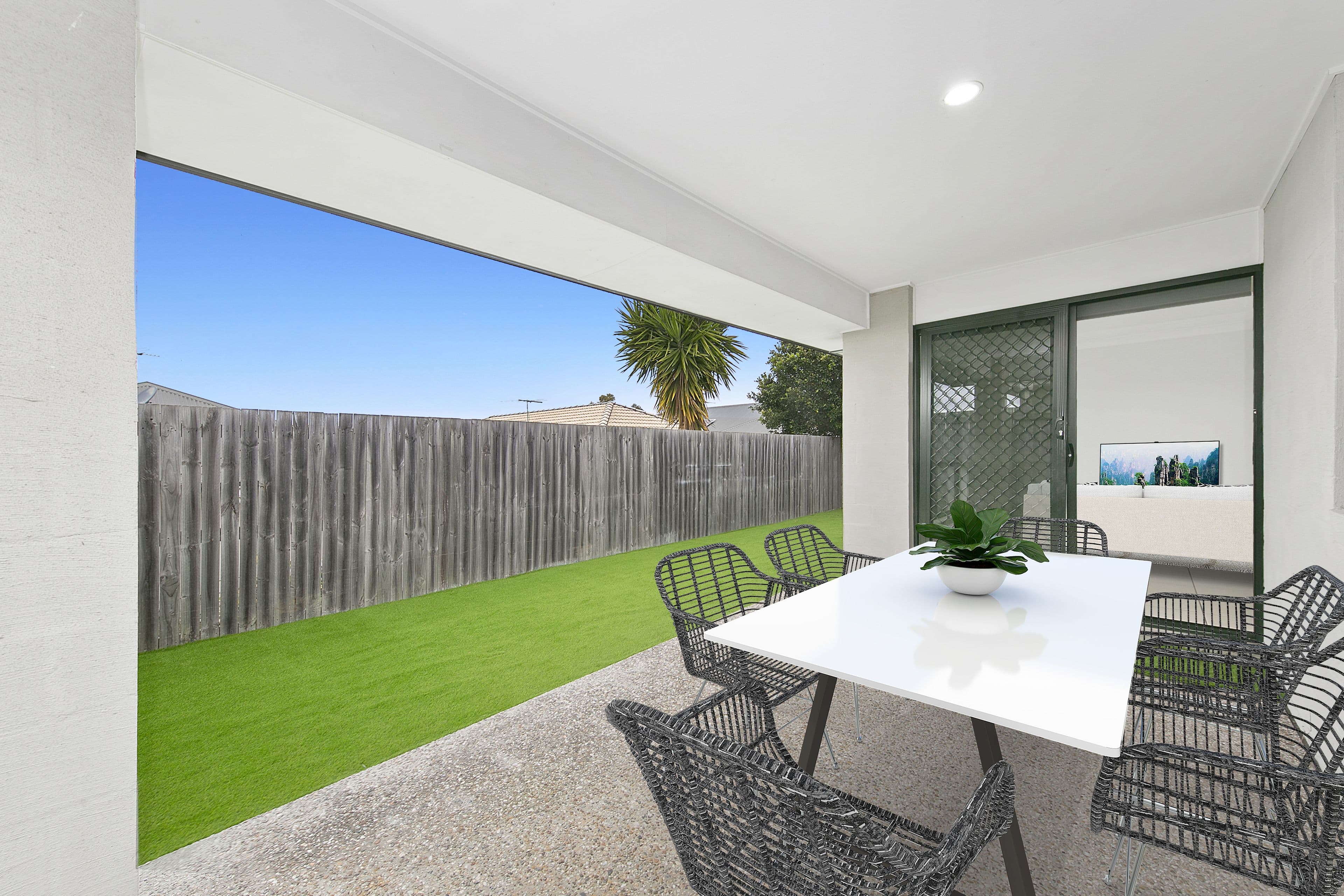 8 Severn Crescent, North Lakes QLD 4509, North Lakes - Thumbnail 2
