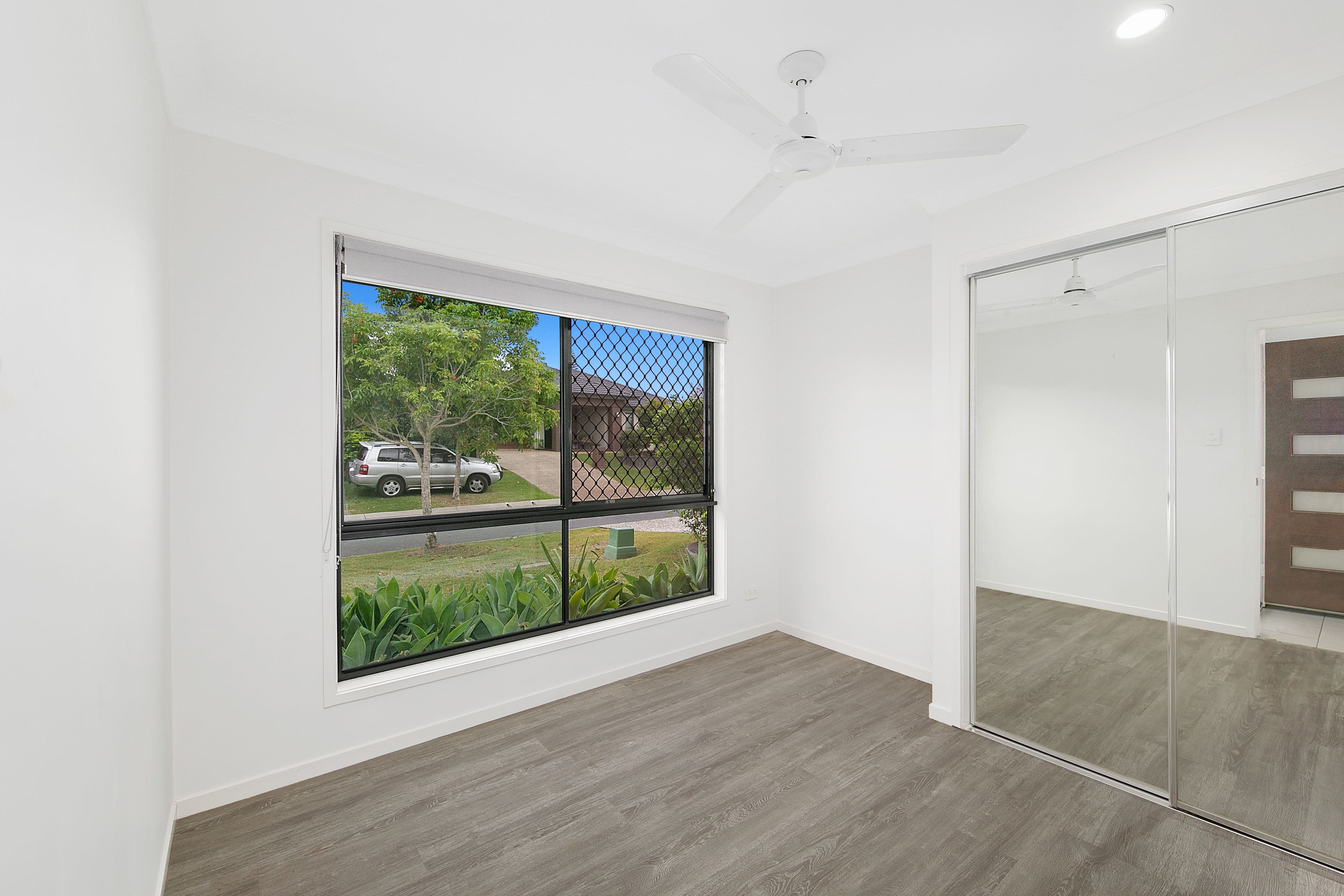 8 Severn Crescent, North Lakes QLD 4509, North Lakes - Thumbnail 3