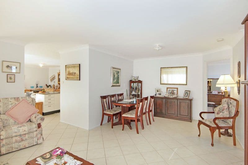 6A Oaks Avenue, LONG JETTY NSW 2261, Long Jetty - Thumbnail 4