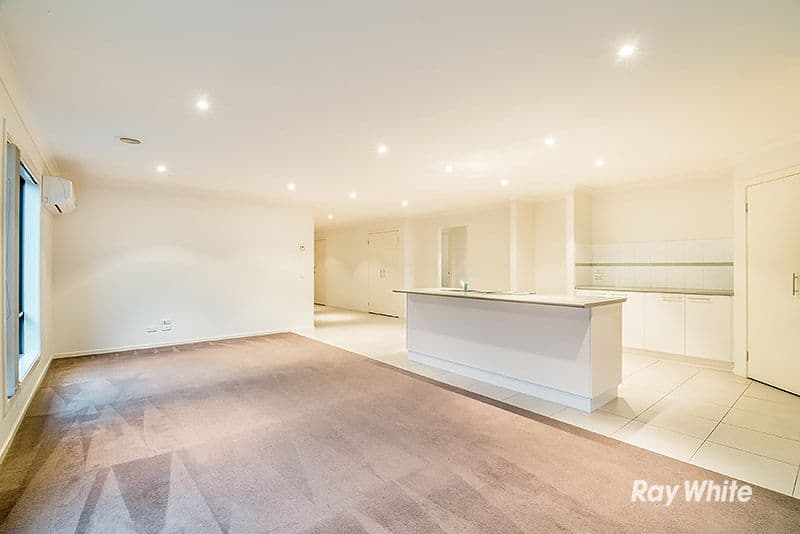 3 Greenview Court, Cranbourne North VIC 3977, Cranbourne North - Thumbnail 5