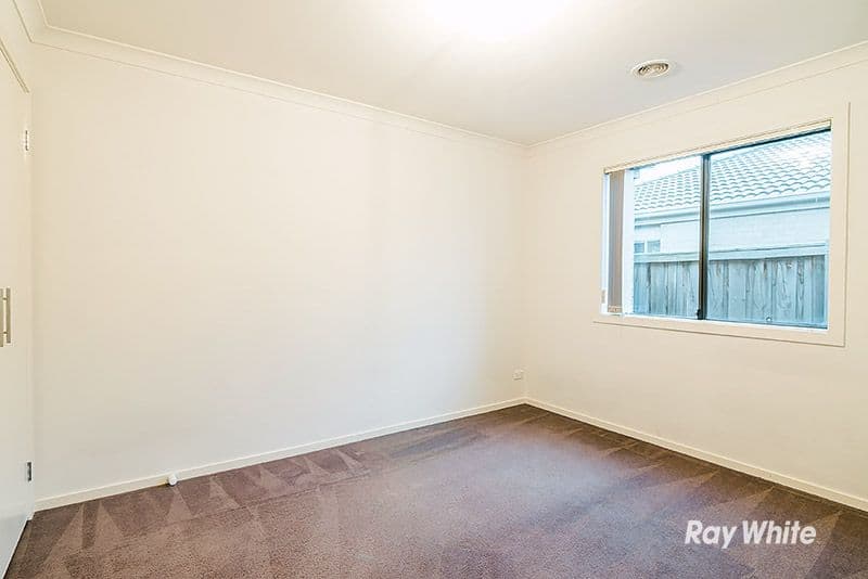 3 Greenview Court, Cranbourne North VIC 3977, Cranbourne North - Thumbnail 6