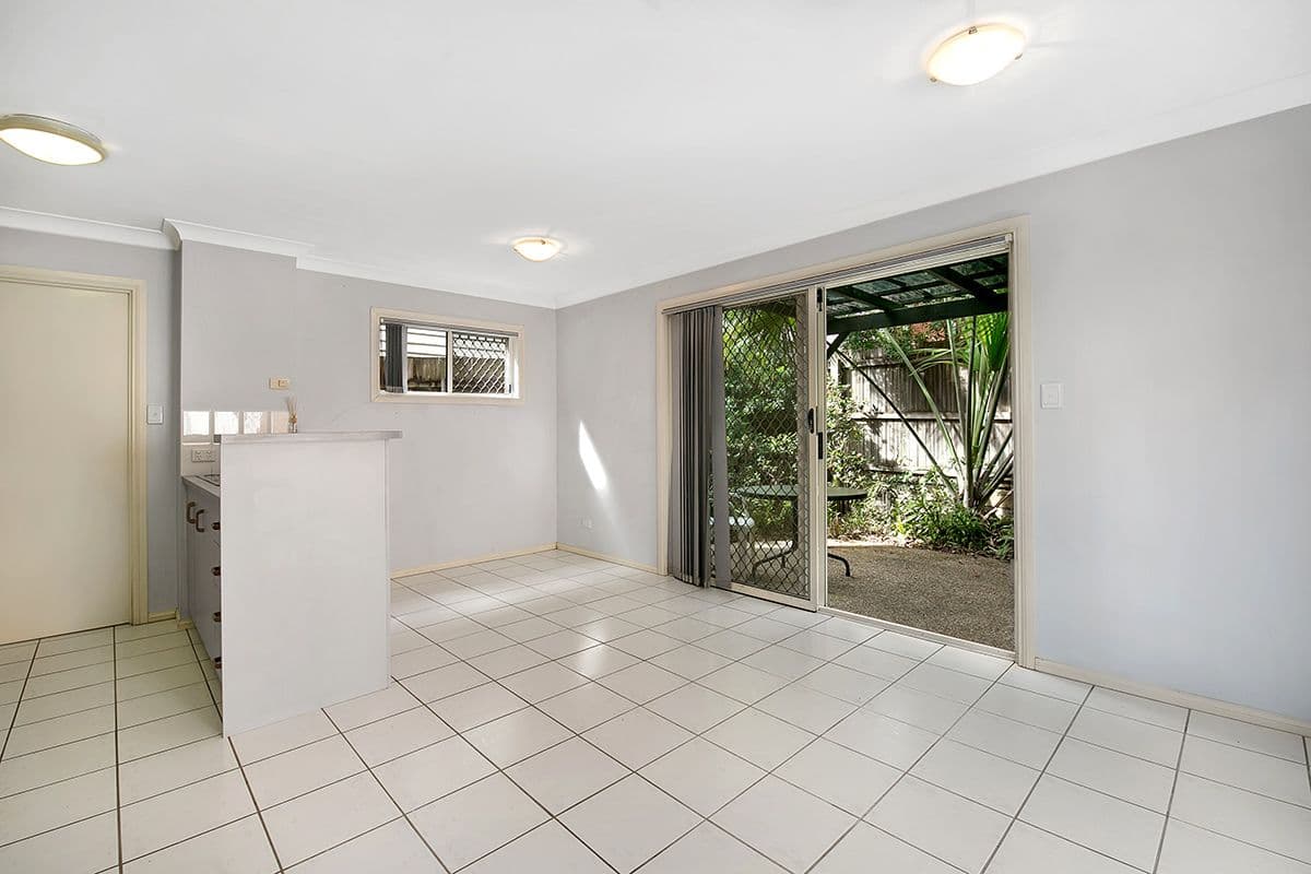 32 Wilkie Street, Yeerongpilly QLD 4105, Yeerongpilly - Thumbnail 5